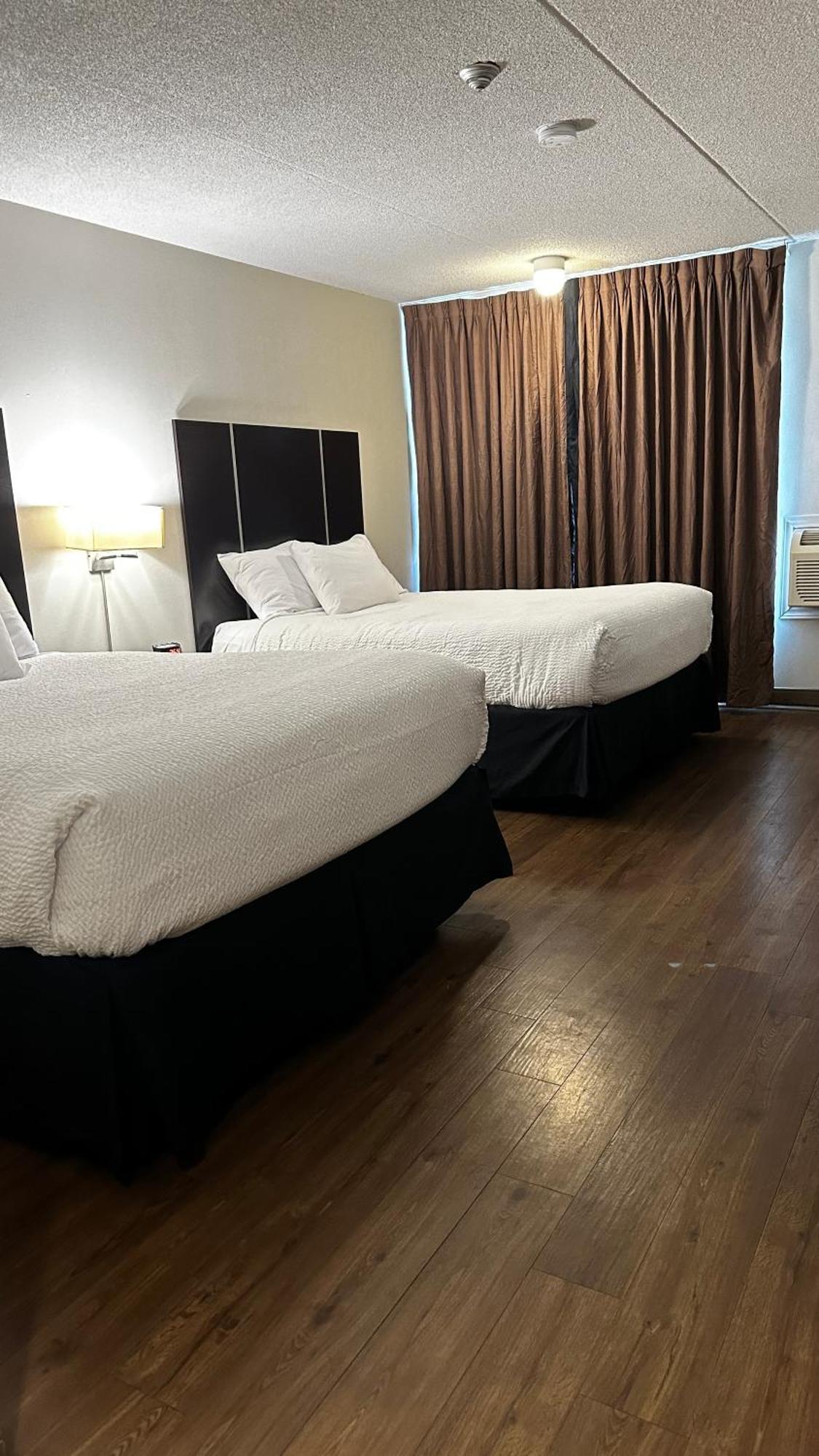 Ramada Plaza By Wyndham מפלי הניאגרה מראה חיצוני תמונה